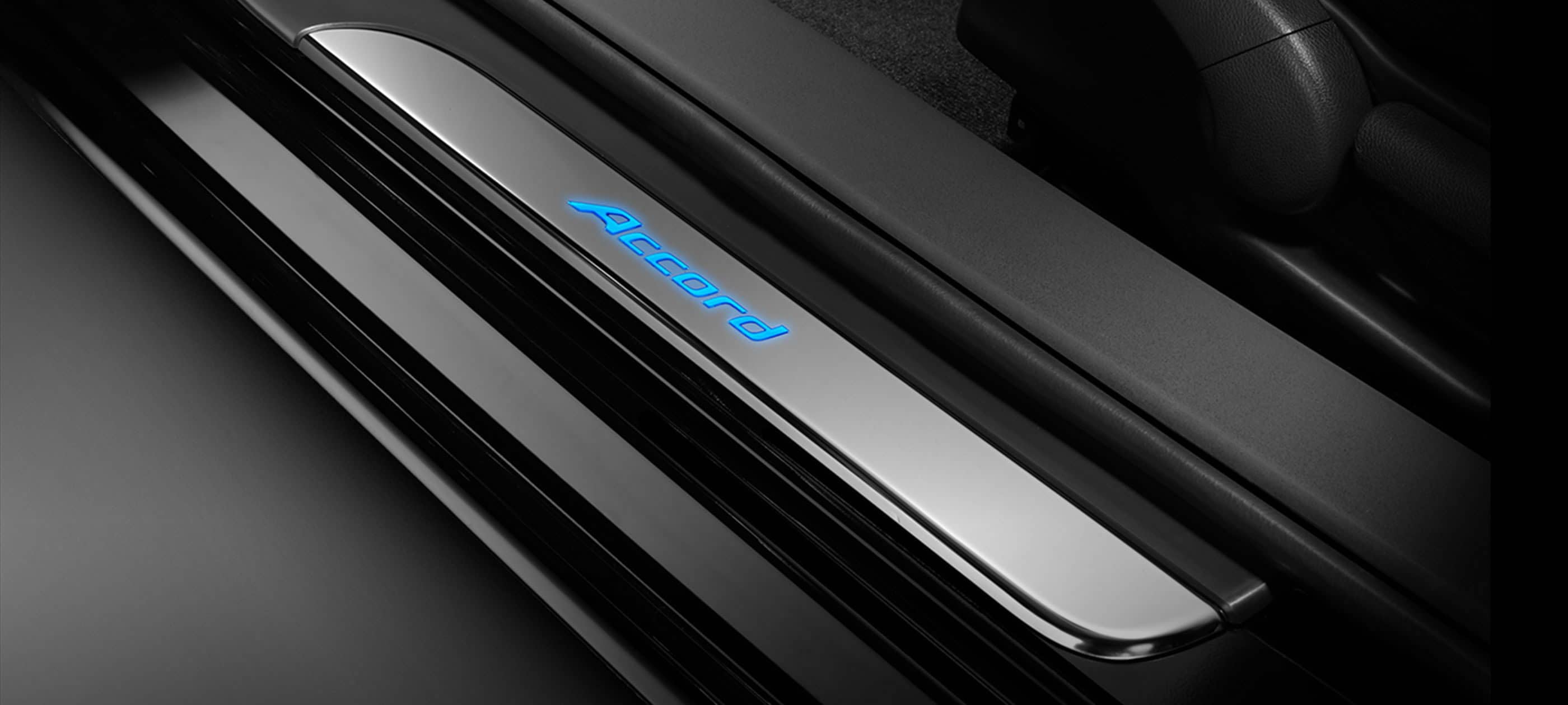 Illuminated Door Sill Trim