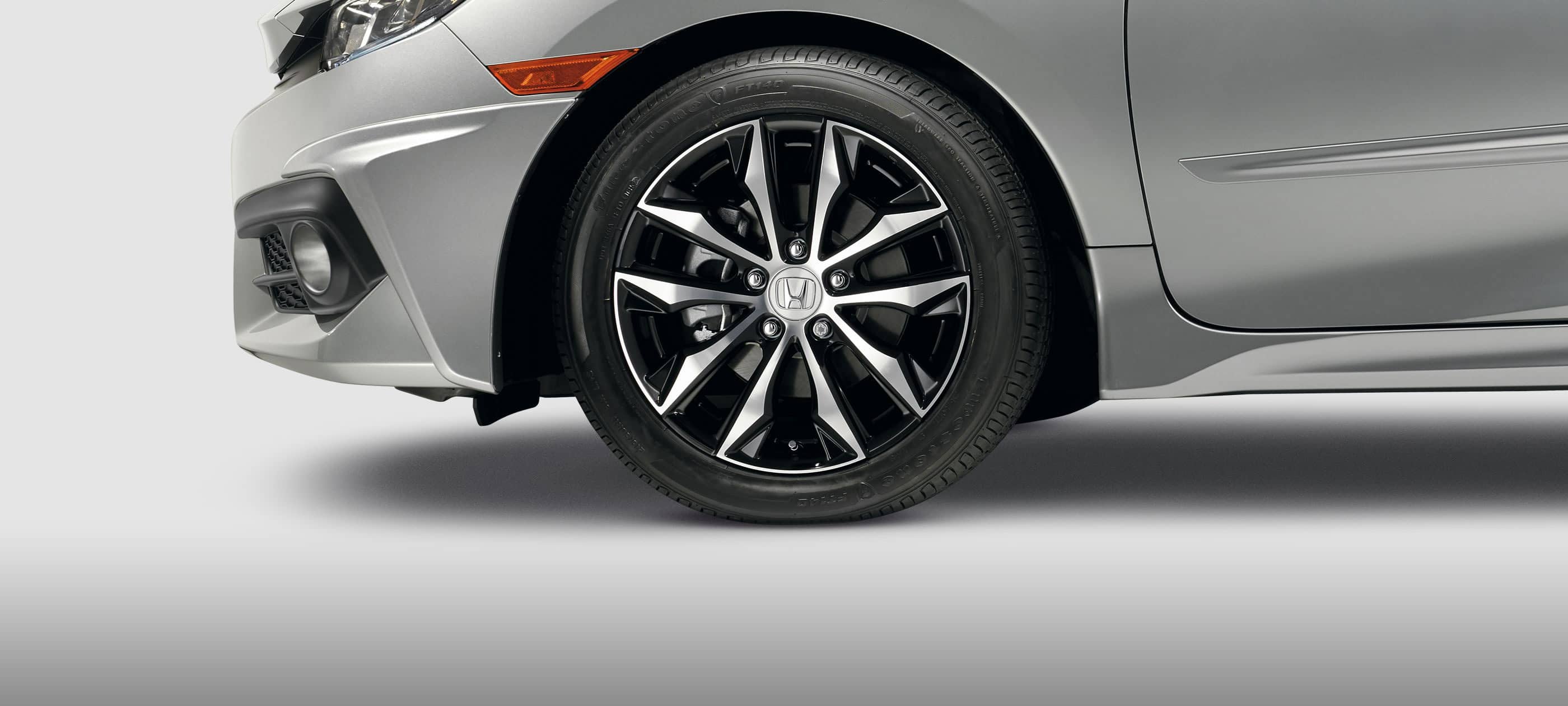 17-inch Alloy Wheels